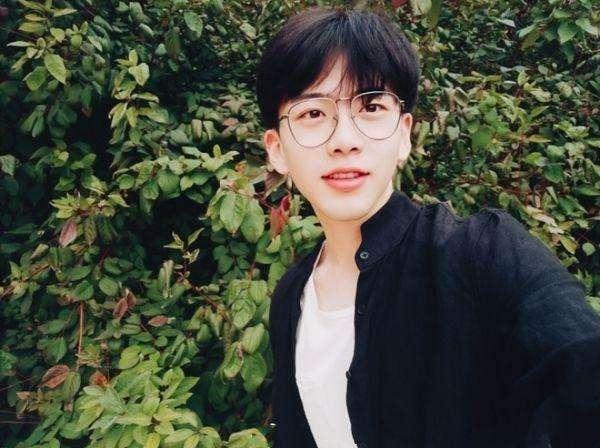 抖音网红风反差婊吃瓜,婊吃瓜背后的真实故事